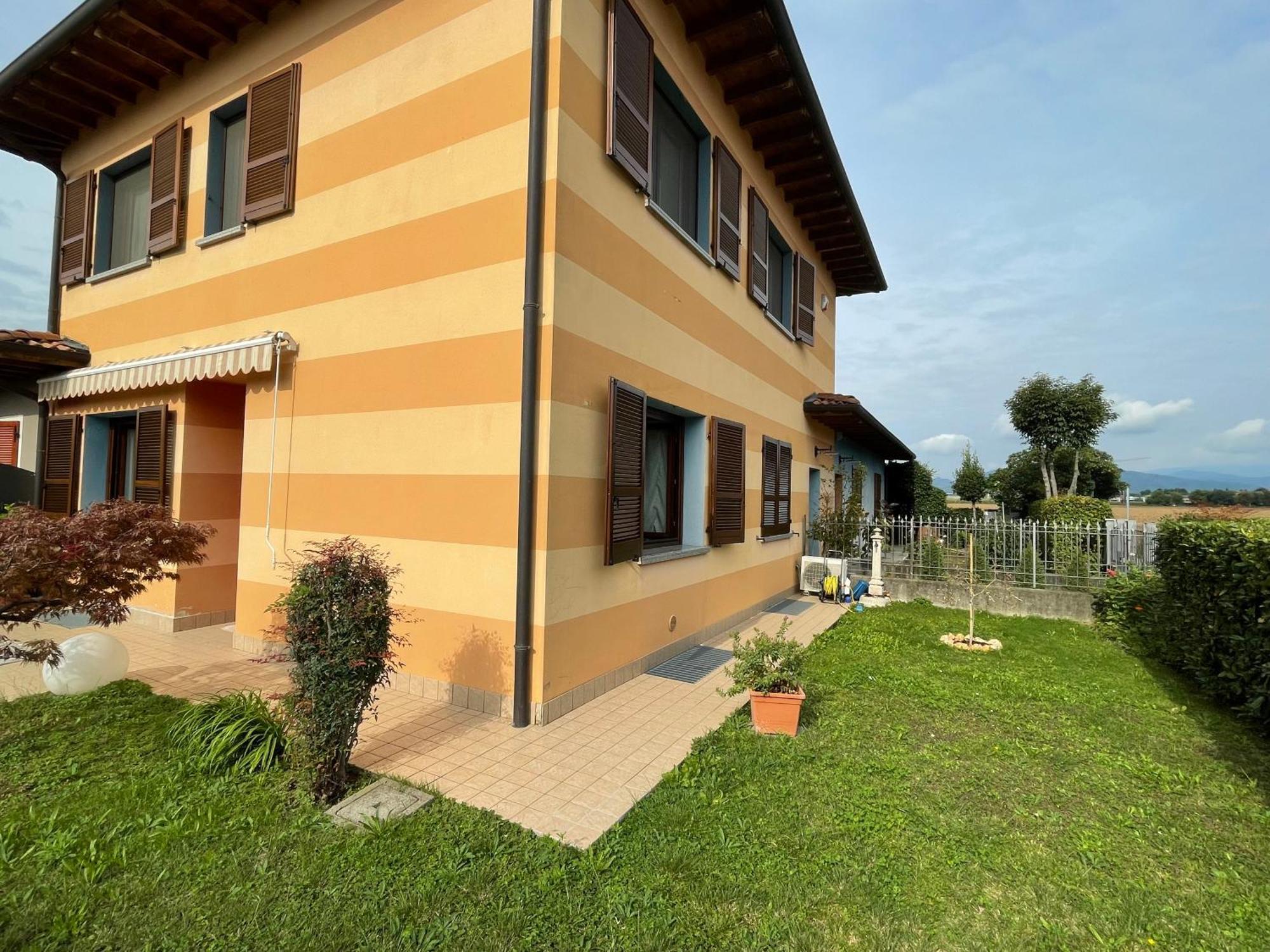 Casa Montorfano Erbusco Apartment Luaran gambar